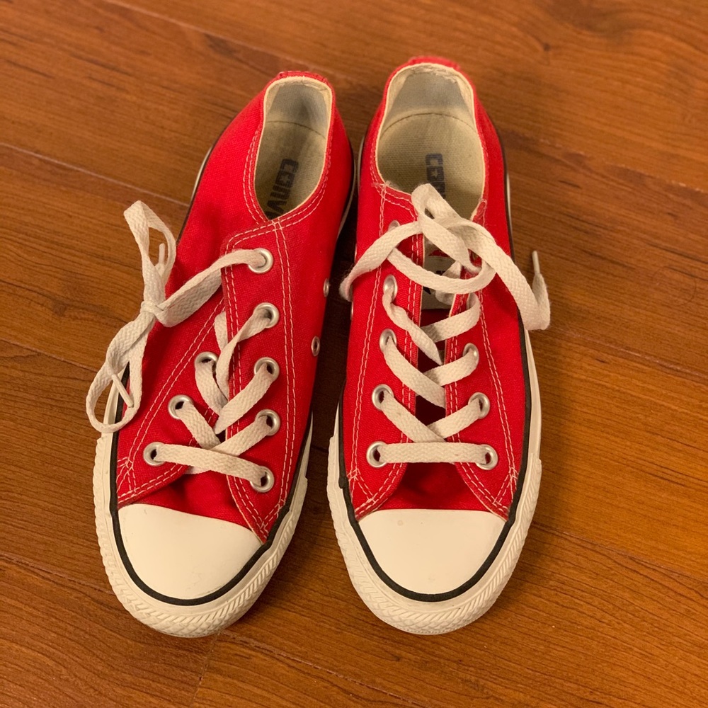RED CONVERSE 👟